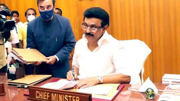 அதிரடியான கையெழுத்து… ஸ்டாலினுக்கு நன்றி சொன்ன திரைப்பிரபலங்கள் !