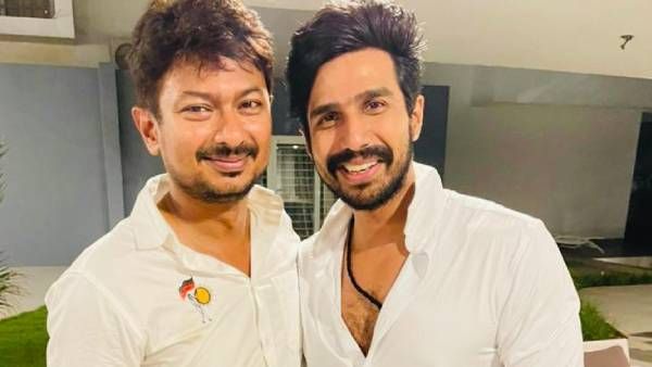 விடிவெள்ளி முளைக்கும் வரை இருள் ஆட்சியில் இருக்குமடா.. உதயநிதியை வாழ்த்திய புது மாப்பிள்ளை!