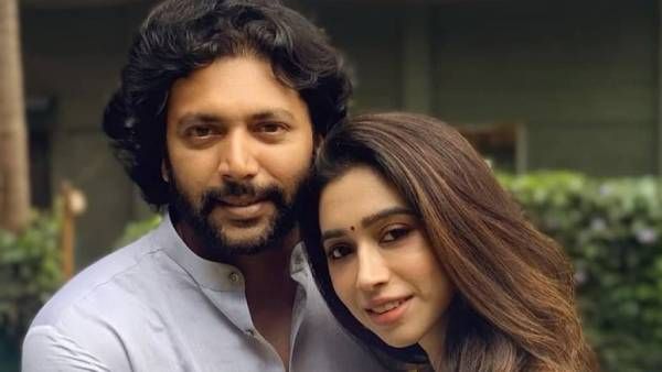 மனைவி கிட்ட பாராட்டு வாங்குறதுனா சும்மாவா… ஜெயம் ரவியை பாராட்டிய மனைவி!