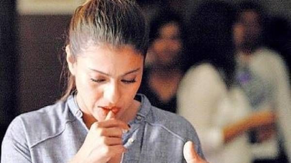 இன்னைக்கு என் நகத்தை நான் கடிக்கவே மாட்டேன்.. திடீர் சபதம் எடுத்த கஜோல்.. என்ன காரணம்?