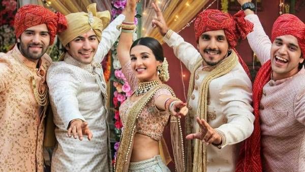 நிலநடுக்கத்தில் முளைத்த காதல்.. தவிக்கும் குடும்பம்.. டிவிட்டரை திணறடிக்கும் பாண்டியா ஸ்டோர்!