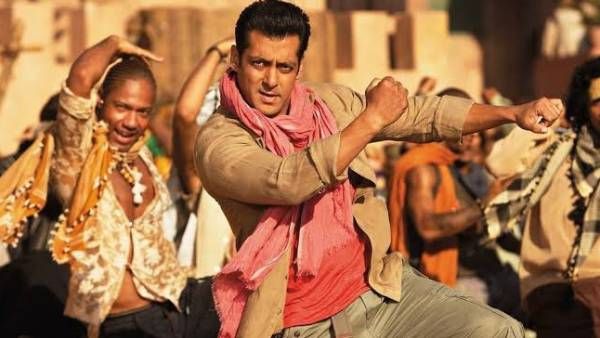 மாஸ்டர் படத்தின் ஹிந்தி ரீமேக்கில் பிரபல பாலிவுட் நடிகர்.. அடுத்த வருடம் படப்பிடிப்பு!