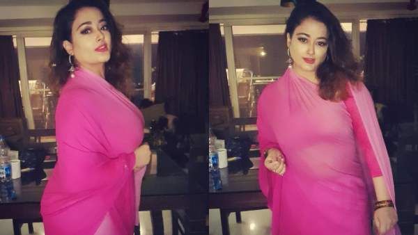 ட்ரான்ஸ்ப்ரன்ட் சேலையில் காக்க காக்க பாடலுக்கு ஆட்டம் போட்ட கிரண்.. வேற லெவல் என ஜொள்ளும் ஃபேன்ஸ்!