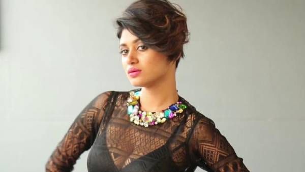 திடீரென மீடூ பற்றி ஓவியா போட்ட ட்வீட்.. அது என்ன பசங்களுக்கு மட்டும் என பொங்கும் நெட்டிசன்ஸ்!