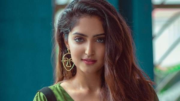 லாக்டவுனில் தன்னுடைய திறமையை வெளிப்படுத்தி ரசிகர்களை கவர்ந்த பிகில் நடிகை