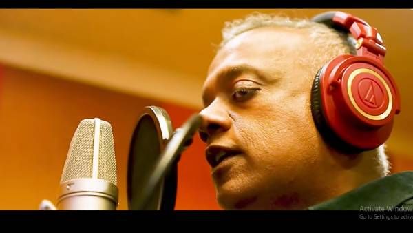 தெறிக்கும் பாடலை பாடி மாஸ் பாடகரானார் கௌதம் மேனன்… இணையத்தில் டிரெண்டாகும் சாங்!