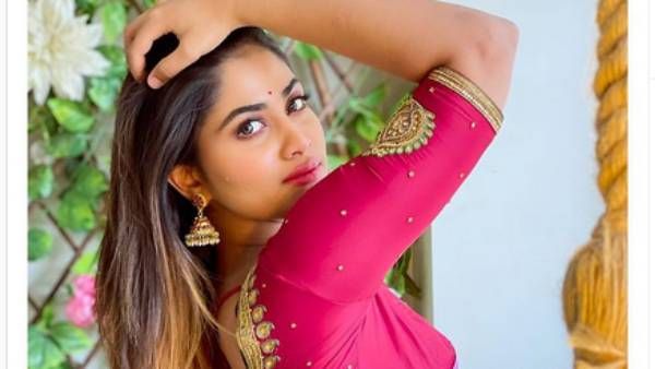 கேரளா புடவையில் கும்முனு இருக்கும் ஷிவானி… ஆஹா ஓஹோ என வர்ணிக்கும் ரசிகர்கள் !