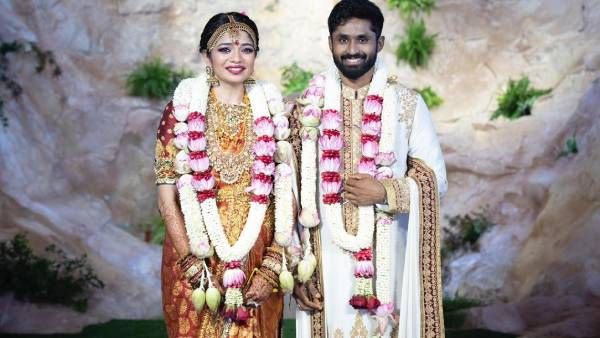 மகள் கல்யாணத்துக்கு ஷங்கர் செலவு செய்தது இத்தனை கோடிகளா? தீயாய் பரவும் தகவல்!