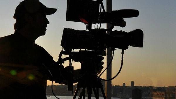 இரண்டாவது கொரோனா அலை.... மும்பையில் துவங்கியுள்ள சூட்டிங்... நடிகர்கள் ஹாப்பி!