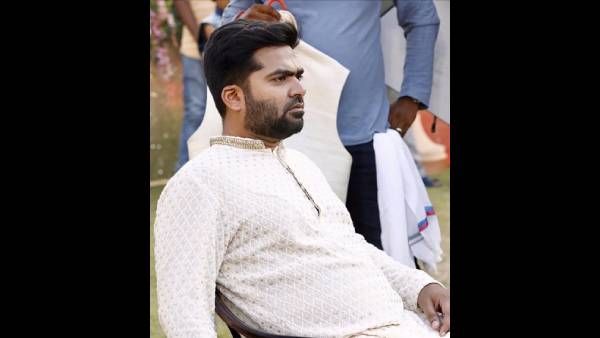 மாநாட்டில் நிறுத்தாமல் கண்ணீர் விட்டு அழுத சிம்பு...காரணம் என்னன்னு தெரியுமா ?