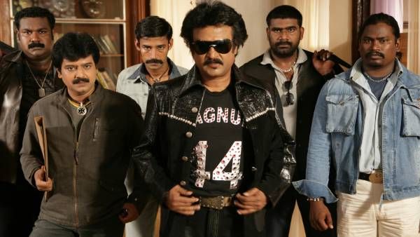 இன்னும் ஏழை ஏழையாவே தான் இருக்கான்.. சிவாஜி படம் வந்து 14 வருஷம் ஆகுது #14YearsOfSivajiTheBoss