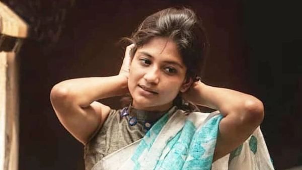 தமிழ் சினிமாவில் இடைவெளி கொடுத்தது ஏன்.. பிரபல நடிகை பளீச்!