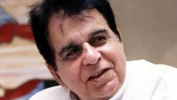 பிரபல பாலிவுட் நடிகர் திலீப்குமார் காலமானார்.. திரை பிரபலங்கள்.. ரசிகர்கள் அதிர்ச்சி!