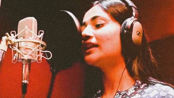 புதிய அவதாரம் எடுத்த பிக் பாஸ் லாஸ்லியா.. தீயாய் பரவும் புகைப்படத்தை பார்த்து வியந்து போன ஆர்மி!