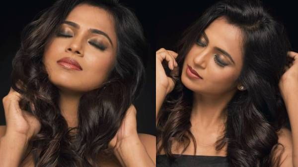 கண்ணை மூடி சொக்கி போன ரம்யா பாண்டியன் .. உற்றுப் பார்த்து உச்சு கொட்டும் ரசிகர்கள்