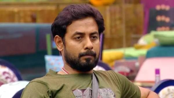 பாவம் பச்சப்புள்ள ருத்ரா.. கடைசி ஆசை கூட நிறைவேறாம செத்துப் போச்சு.. கண்ணீர் கடலில் பிக் பாஸ் ஆரி!