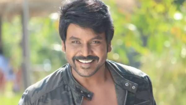 ருத்ரன் ஷூட்டிங் ஸ்பாட்… சர்ப்ரைஸ் கொடுத்த ராகவா லாரன்ஸ் !