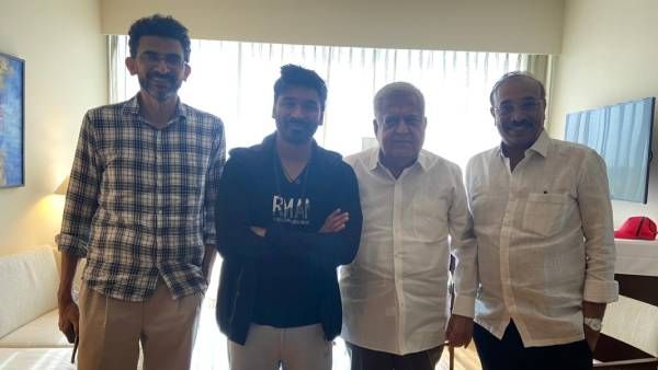 கூடிய விரைவில் தொடங்கவுள்ள தனுஷின் பான் இந்தியா திரைப்படம்.. தயாரிப்பாளர்களுடன் தனுஷ் பேச்சு!