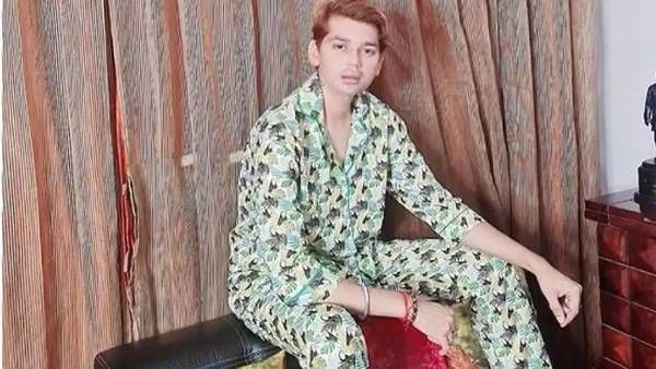 பிக்பாஸ் நிகழ்ச்சியில் நிர்வாணமாக யோகா செய்ய என்னை அணுகினார்கள்.. குண்டை போடும் பிரபல யோகா குரு!