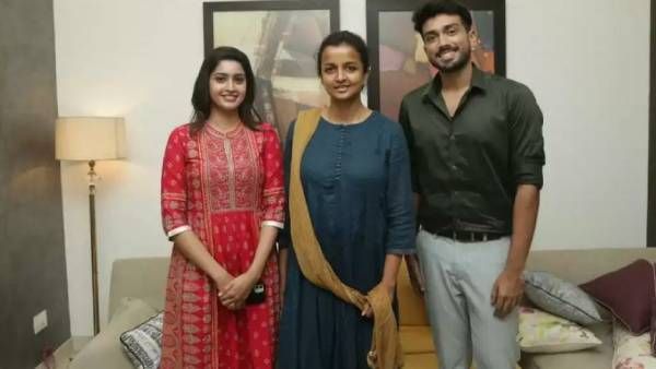 காளிதாஸ் ஜெயராம், கிருத்திகா உதயநிதி திடீர் சந்திப்பு... படப்பிடிப்பு குறித்த முக்கிய தகவல்!