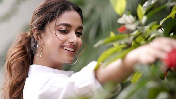 வாய்ப்புக்காக அட்ஜஸ்ட் பண்ணனுமா..? அப்படின்னா சினிமாவே எனக்கு வேண்டாம்: கீர்த்தி சுரேஷ் அதிரடி