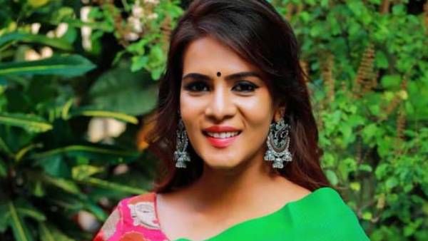 என்னை குத்திட்டு எடுத்துட்டுப்போ.. போலீஸிடம் வாக்குவாதம்.. கதறி அழும் மீரா மிதுன்.. பகீர் வீடியோ!