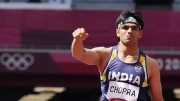 நூறு கோடி இந்தியர்களை பெருமைப்படுத்தி விட்டாய்.. தங்கமகன் நீரஜ் சோப்ராவை கொண்டாடும் பிரபலங்கள்!