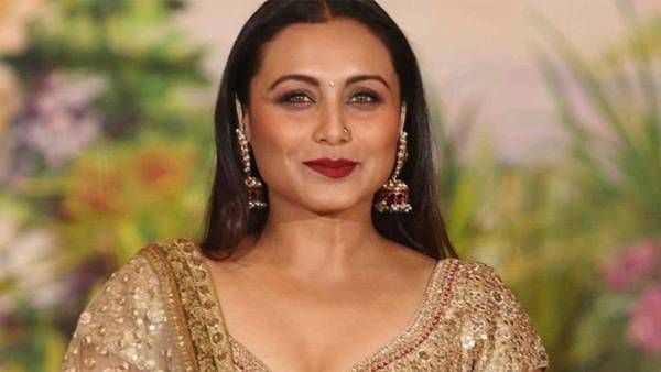 நடிகை ராணி முகர்ஜி இத்தனை கோடிக்கு புதிய வீடு வாங்கி இருக்கிறாரா? ஆச்சர்யத்தில் பாலிவுட்!