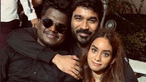 யுவன் சங்கர் ராஜா பர்த்டே பார்ட்டி.. அறிவு மற்றும் பாடகி தீ உடன் தனுஷ்.. வைரலாகும் புகைப்படம்!