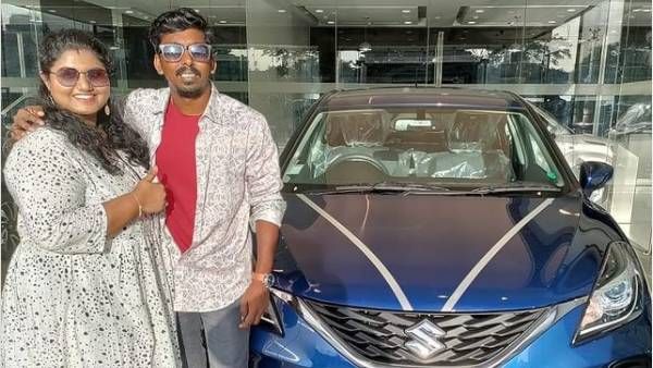 கணவருக்கு கார் பரிசளித்த மனைவி.. சந்தோஷத்தின் உச்சியில் கலக்கப் போவது யாரு பிரபலம்!