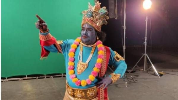 அட...யோகிபாபுவா இது...ரசிகர்களை குஷிப்படுத்த இப்படி மாறிட்டாரே