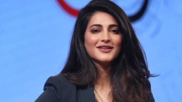 எப்போ கல்யாணம் பண்ணிக்க போறீங்க.. ரசிகரின் கேள்விக்கு தடாலடி பதில் சொன்ன ஸ்ருதிஹாசன்!