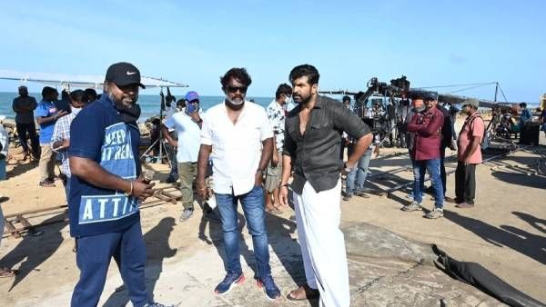 மாமாவும் மாப்பிள்ளையும் முதல் முறையாக.. போட்டோஸ் போட்ட நடிகர் அருண் விஜய்!