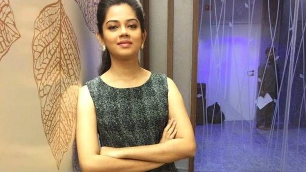 அட்ஜஸ்ட்மெண்ட் செய்தால் பிரபல டிவி சேனலில் வாய்ப்பு? மர்ம நபரை மாட்டிவிட்ட 'பிக்பாஸ்'அனிதா சம்பத்!