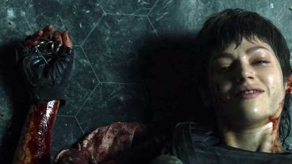 டோக்கியோவையும் சாகடிச்சிட்டாங்களே.. மணி ஹெய்ஸ்ட் 5வது சீசனை பார்த்து கதறி அழும் ரசிகர்கள்!