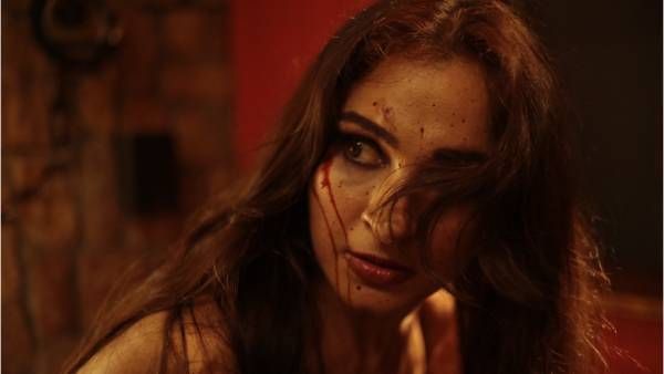 முகத்தில் ரத்தம் வழிய…பிசாசாக மாறிய ஆண்ட்ரியா… பிசாசு 2 படத்தின் மிரட்டும் போட்டோஸ் !