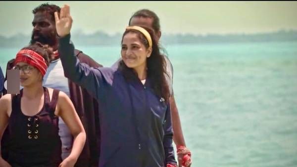 சர்வைவர் நிகழ்ச்சியில் இருந்து முதல் ஆளாய் வெளியேறிய நடிகை சிருஷ்டி டாங்கே.. இன்ஸ்டாவில் உருக்கம்!