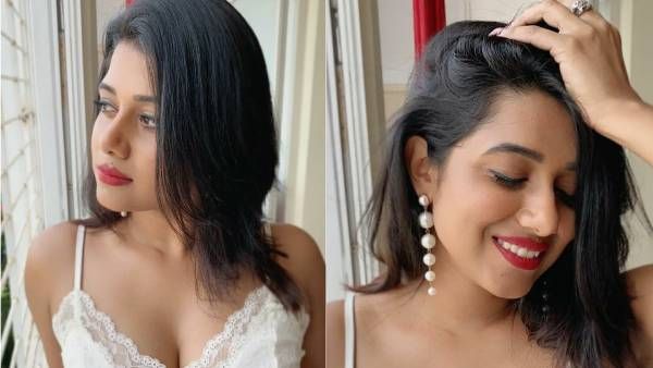 ஜன்னல் வழியே பாயும் மின்சாரம் நீயடி... கவர்ச்சி கலவரத்தில் ஷில்பா மஞ்சுநாத் !