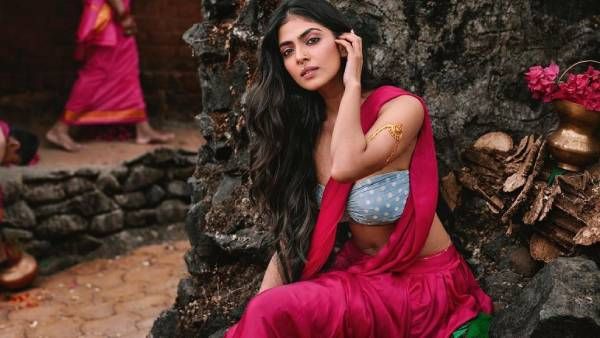 ஊர்வசியாக மாறிய மாஸ்டர் பட நடிகை.. அடடா என்ன ஒரு அழகு!