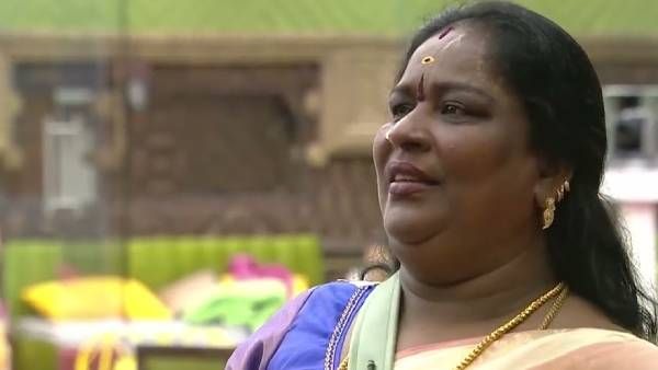 விஜயதசமி விழாவில் சொதப்பிய அபிஷேக்... இன்சல்ட் செய்யப்படுவதாக வருத்தப்பட்ட சின்னப்பொண்ணு!