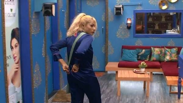 திருடும் டாஸ்க்கில் இறங்கி கேம் ஆடிய பெண்கள்.. யாருக்கு கிடைக்கப் போகுதோ அந்த ஜாக்பாட் வாய்ப்பு?