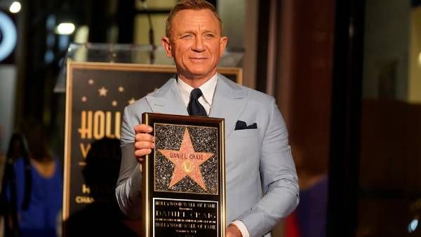 'ஜேம்ஸ் பாண்ட்' டேனியல் க்ரேக்கிற்கு வழங்கப்பட்ட வாக் ஆஃப் ஃபேம் நட்சத்திர அந்தஸ்து!