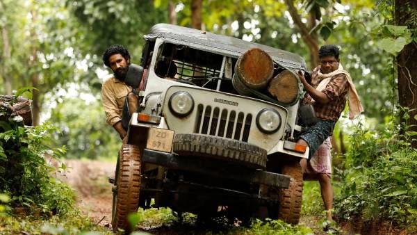 2021 டிசம்பர் 10 இல் வெளியாகும் 'மட்டி’ ... அதிரடி சகதி ரேஸ் திரைப்படம்