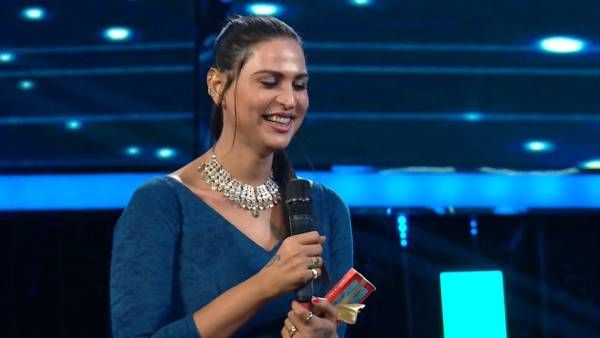 நமீதாவுக்கு பதில் பிக்பாஸ் வீட்டுக்குள் செல்லும் பிரபலம் இவர்தான்.. ஹேப்பி மோடில் ஃபேன்ஸ்!