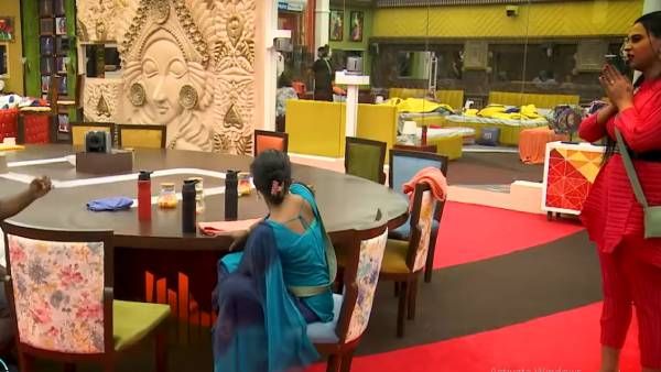 அக்கா என்னத்த சொல்லி மாட்டிக்கிச்சோ தெரியலையே? பிக்பாஸ் புரமோவை பார்த்து பதறும் ஃபேன்ஸ்!