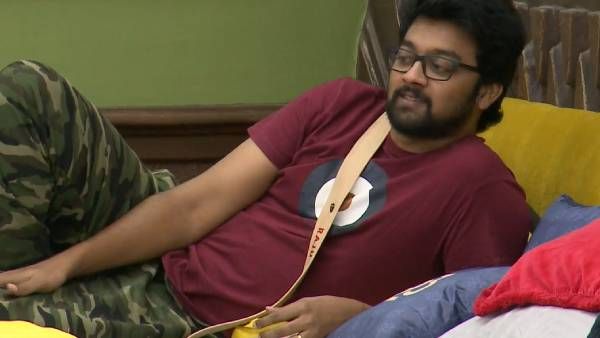 கல்யாணம் ஆகிடுச்சா... பெண் போட்டியாளர்களிடம் கேட்ட ராஜு