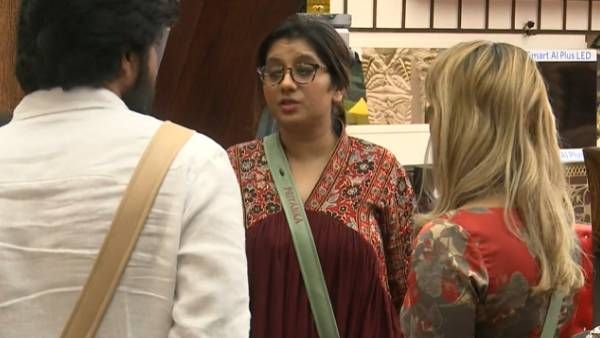 ஒரு நோ... எத்தனை மாடுலேஷன்? ஜூலியை நினைவுப்படுத்திய பிரியங்கா.. பர்ஃமான்ஸ் ஹெவியா இருக்கே!