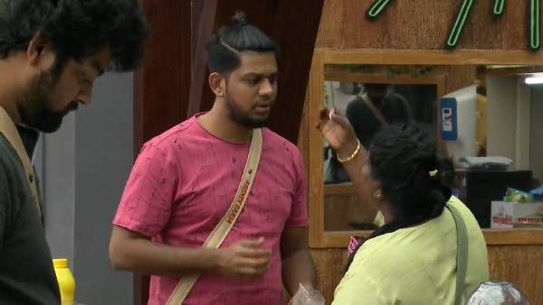 என்னடா நடக்குது இங்க...பிக்பாஸ் வீட்டுக்குள்ள இருந்தே ட்வீட் போடுறாரா அபிஷேக்?