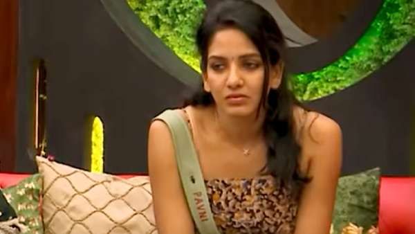 பாவனியின் பர்சனலில் தலையிட்ட ஹவுஸ்மேட்ஸ்.. கொதிக்கும் ரசிகாஸ்.. ட்ரெண்டாகும் #WeStandWithPavni