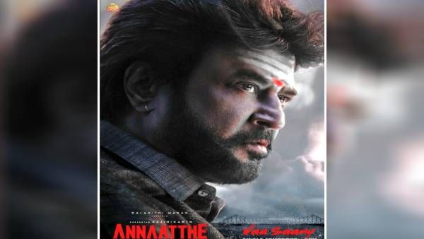 விருதுகளும் பெருமை கொள்ளும் தலைவன்... ட்விட்டரில் ட்ரெண்டாகும் #Rajinikanth ஹேஷ்டேக்!